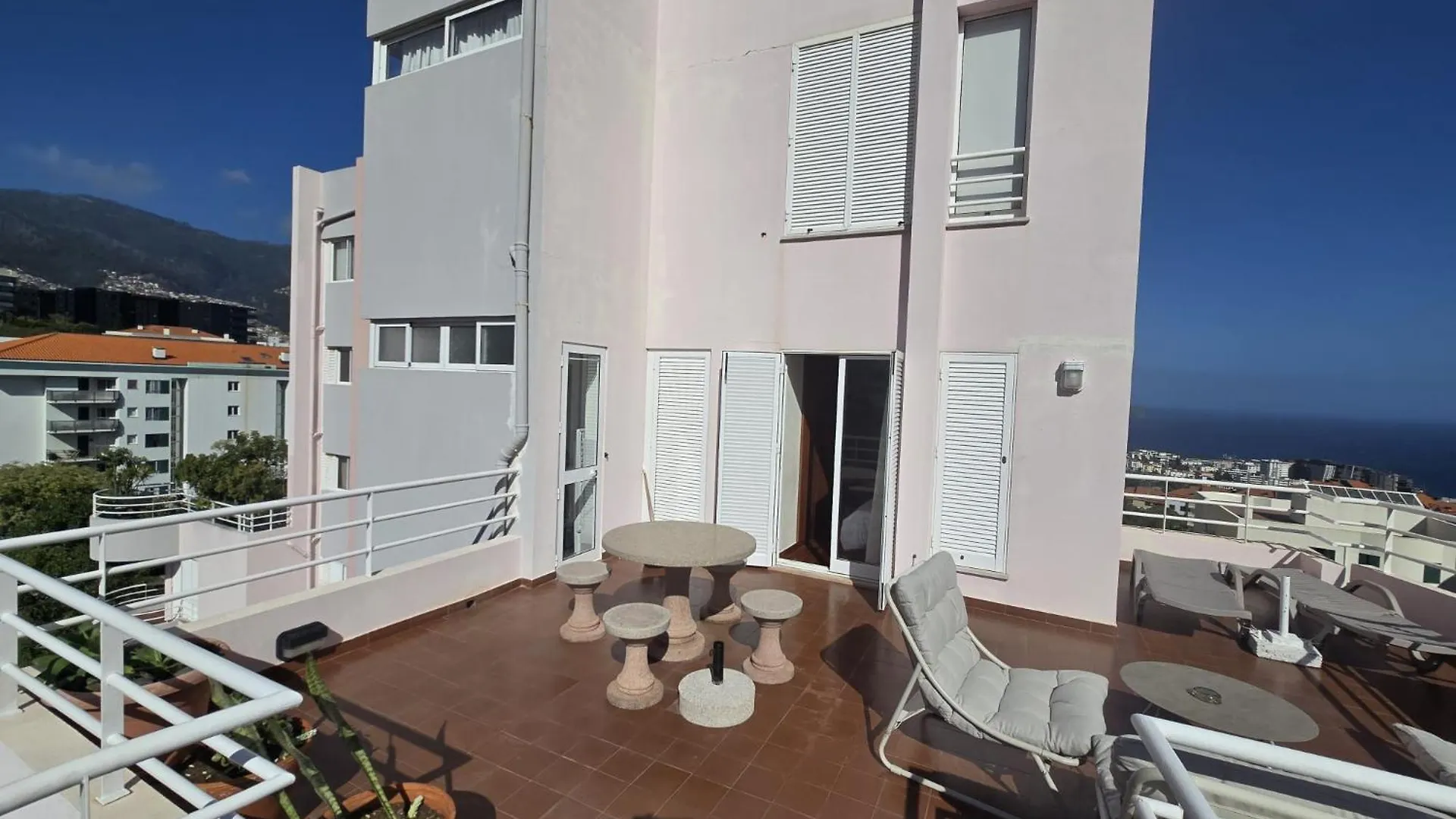 דירות Perla Do Oceano - Funchal Sea View With Xl Terrace פורטוגל